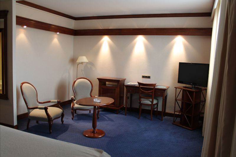 Hotel Villa De Almazan Bagian luar foto
